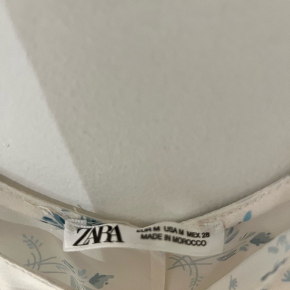 Satin maxi dress - Picture 3 of 4